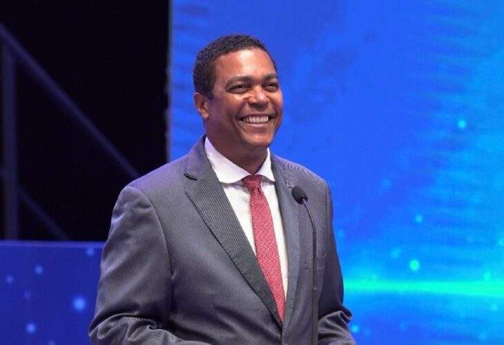 Victor D´Aza Presidente de la Liga Municipal Dominicana