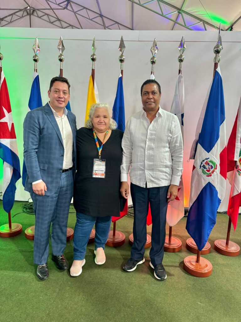 D´Aza integrá el equipo de dirección de FLACMA junto al alcalde de Cuenca (Ecuador), Cristian Zamora Matute, quien sustituye a Ana Lucía Reis, alcaldesa de Cobija (Bolivia), en la presidencia.