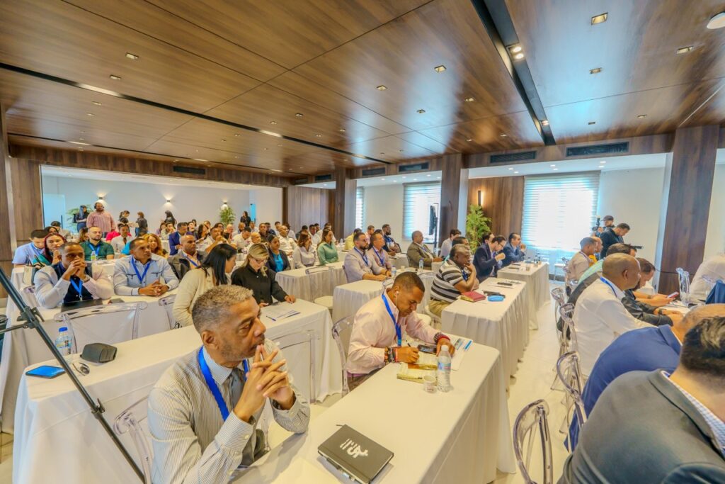 Participantes en seminario