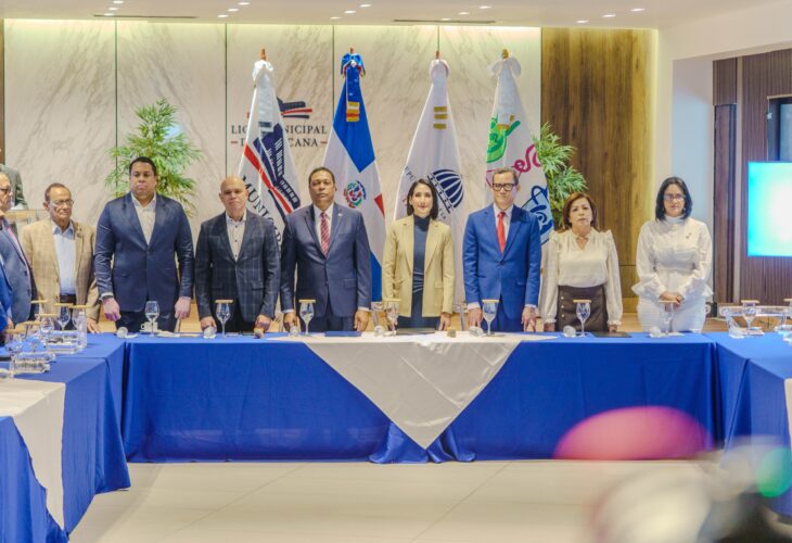 Santo Domingo.- Con el fin de elaborar y ejecutar programas en procura de fortalecer las políticas municipales de la lucha contra el trabajo infantil, once instituciones públicas rubricaron un acuerdo interinstitucional.