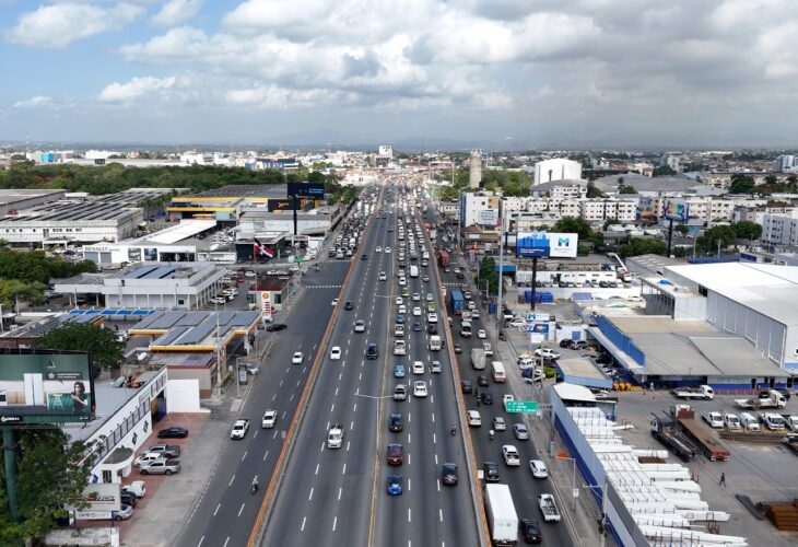 La Liga Municipal Dominicana (LMD), el Instituto Nacional de Formación Técnico Profesional (INFOTEP), el Instituto Nacional de Tránsito y Transporte Terrestre (INTRANT) y la Federación Dominicana de Municipios (FEDOMU) organizan el congreso “Tránsito, movilidad y seguridad vial”, que se llevará a cabo del 16 al 18 de junio de 2025.